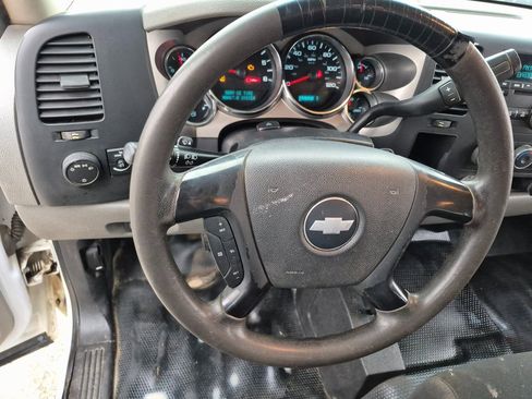 Used 2012 Chevrolet Silverado 2500 W/T image 21