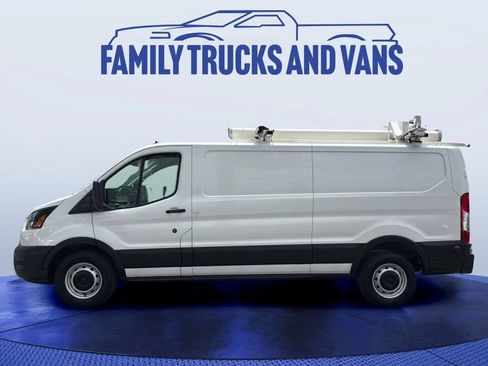 Used 2020 Ford Transit 250 Low Roof RWD image 2