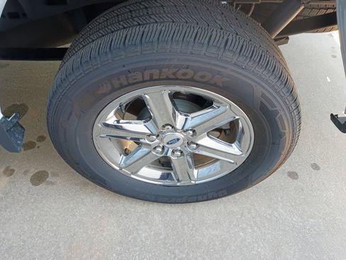 Used 2025 Ford F150 XLT w/ Equipment Group 302A MID image 26