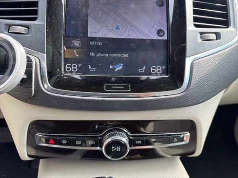 Used 2019 Volvo XC90 T6 Momentum image 25