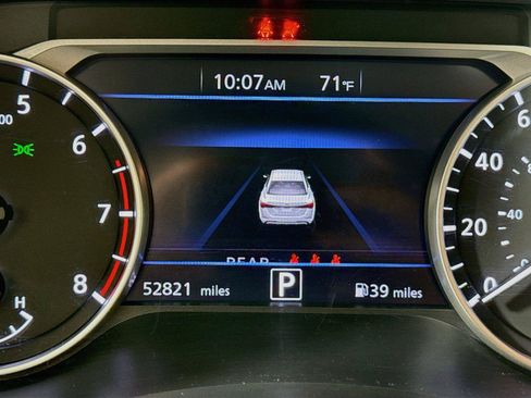 Used 2024 Nissan Sentra SV FWD image 18