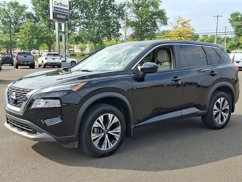 Used 2023 Nissan Rogue SV AWD/4WD image 3