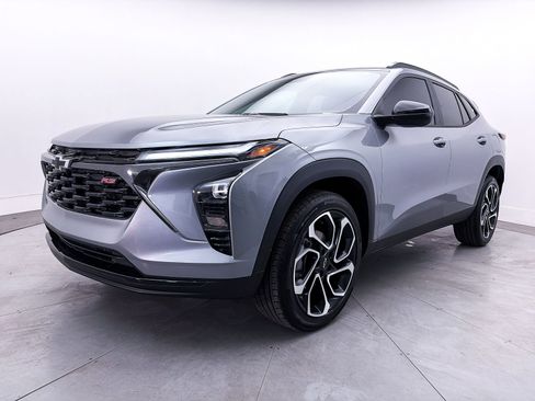 Used 2025 Chevrolet Trax RS w/ Driver Confidence Package FWD image 10