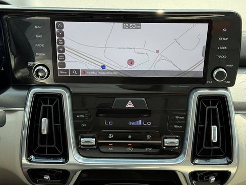 Used 2023 Kia Sorento SX FWD image 14