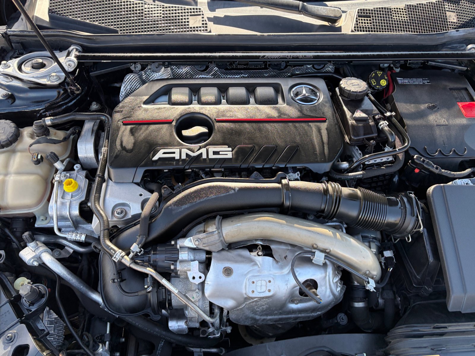Used 2022 Mercedes-Benz CLA 35 AMG 4MATIC image 22