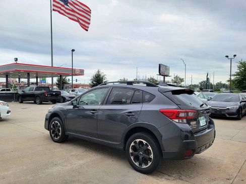 Used 2021 Subaru Crosstrek 2.0i Premium w/ Moonroof Package AWD/4WD image 5