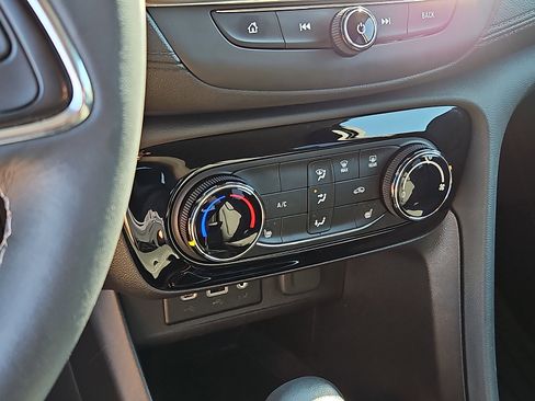 Certified 2023 Buick Encore GX Preferred w/ Cold Weather Comfort Package AWD/4WD image 15