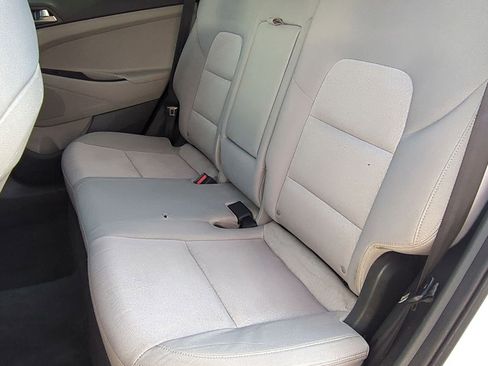 Used 2022 Hyundai Tucson Limited image 24