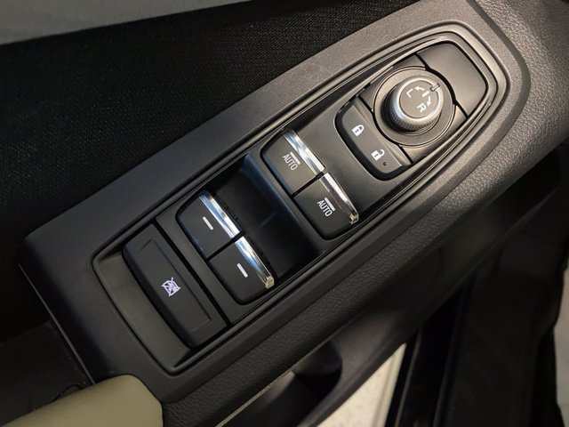 Used 2020 Subaru Ascent Premium w/ Convenience Package AWD/4WD image 11