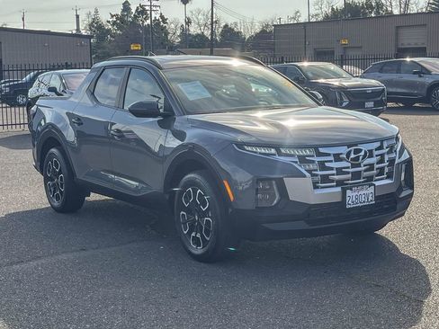 Used 2024 Hyundai Santa Cruz SEL w/ Activity Package image 5