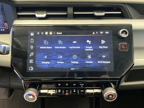 New 2027 Chevrolet Bolt LT FWD image 17