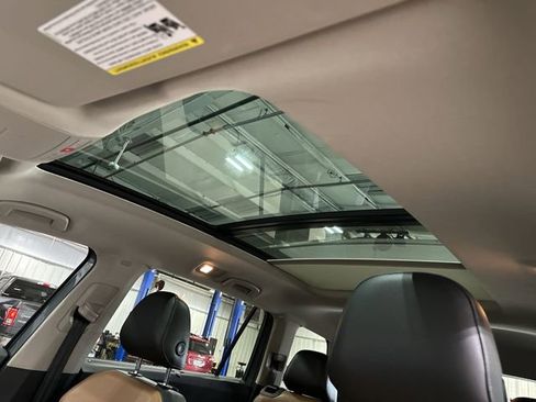 Used 2019 Volkswagen Atlas SEL Premium image 20