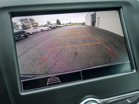 Certified 2023 Chevrolet Equinox LT FWD image 22