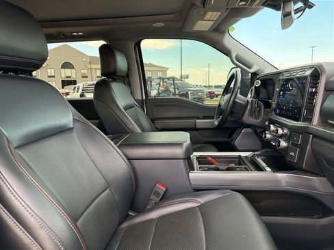 Used 2024 Ford F250 Lariat w/ Lariat Ultimate Package AWD/4WD image 18