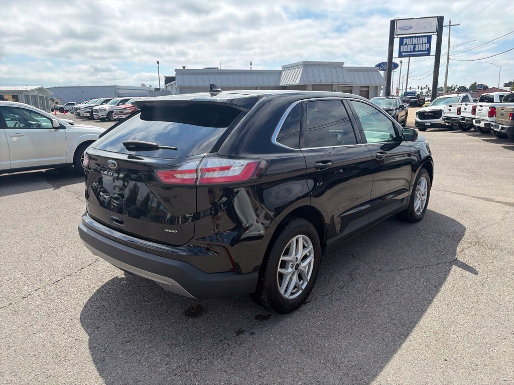 Used 2023 Ford Edge SEL AWD/4WD image 6