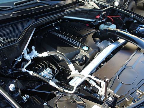 Used 2018 BMW X5 xDrive35i image 38