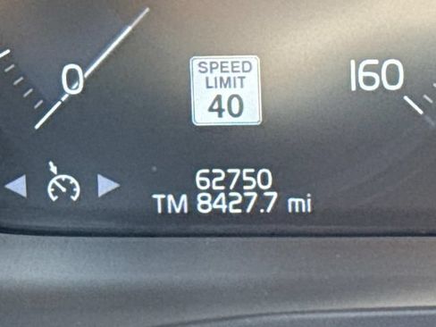 Used 2021 Volvo S60 T5 Momentum w/ Premium Package AWD/4WD image 29