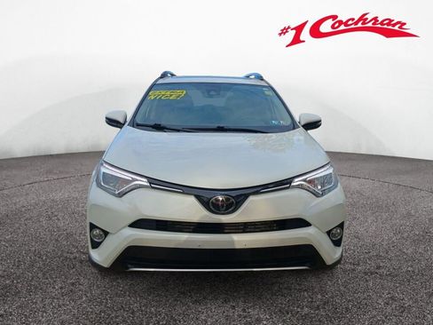 Used 2018 Toyota RAV4 Limited image 2