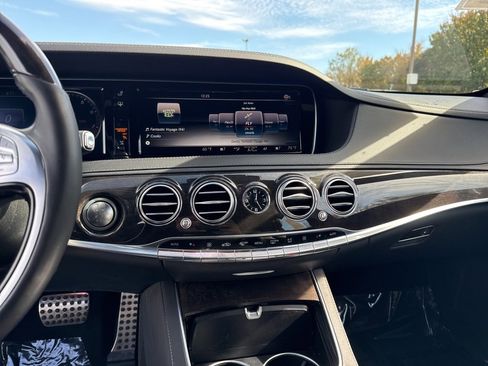 Used 2016 Mercedes-Benz S 550 Sedan image 14