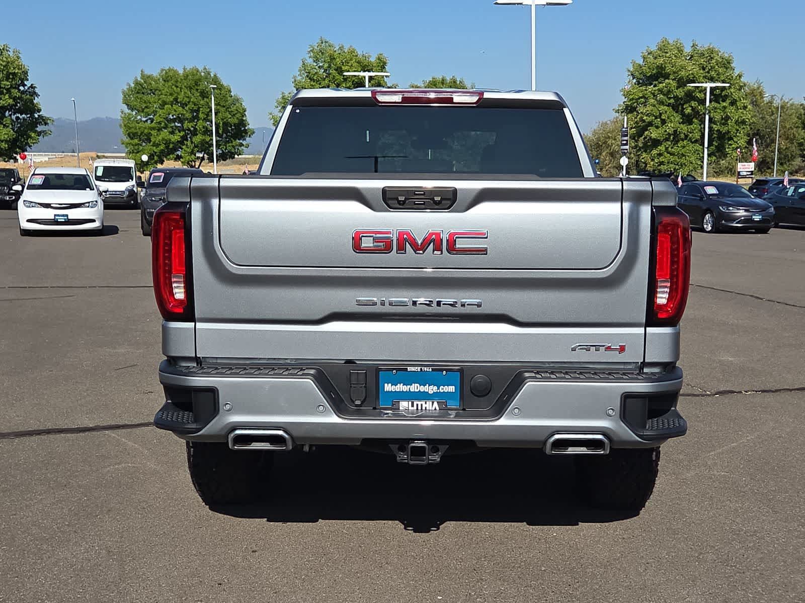 Used 2025 GMC Sierra 1500 AT4 AWD/4WD image 13