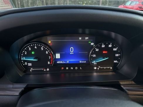 Used 2023 Ford Explorer Limited image 21