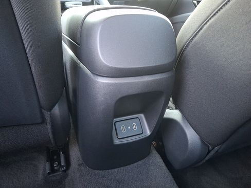 Used 2026 Hyundai Elantra SEL FWD image 11