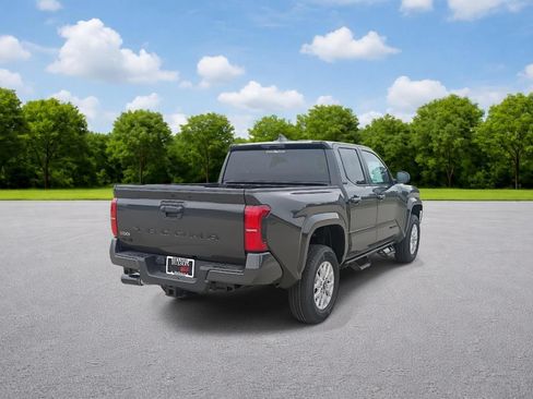 New 2026 Toyota Tacoma SR5 AWD/4WD image 7