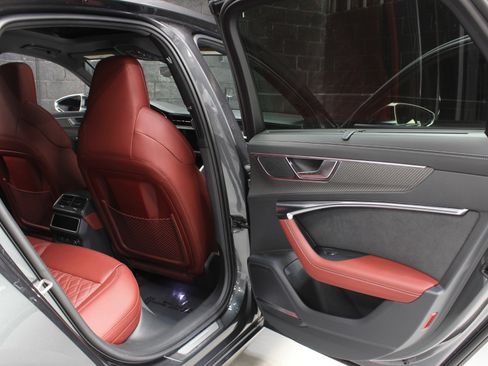 Used 2023 Audi S6 Prestige image 42