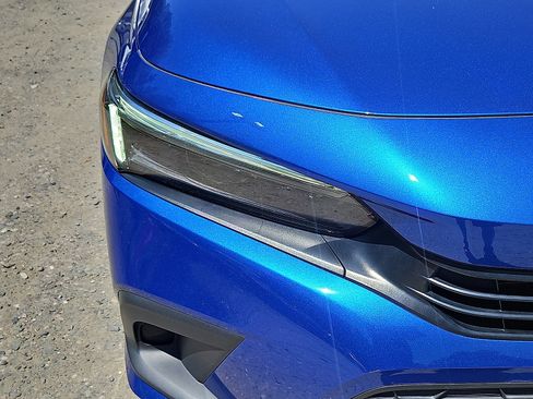 Used 2023 Honda Civic Sport image 10