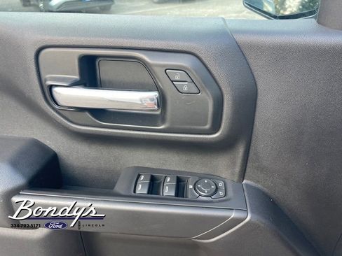 Used 2022 Chevrolet Silverado 1500 Custom w/ Safety Confidence Package image 10