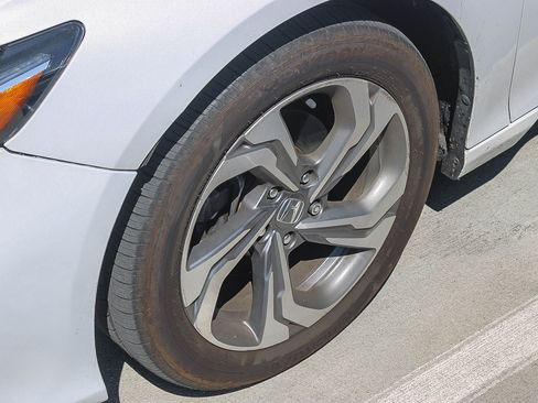 Used 2020 Honda Accord EX-L image 8