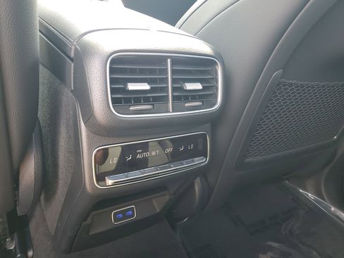 Certified 2026 Mercedes-Benz GLS 450 4MATIC image 11
