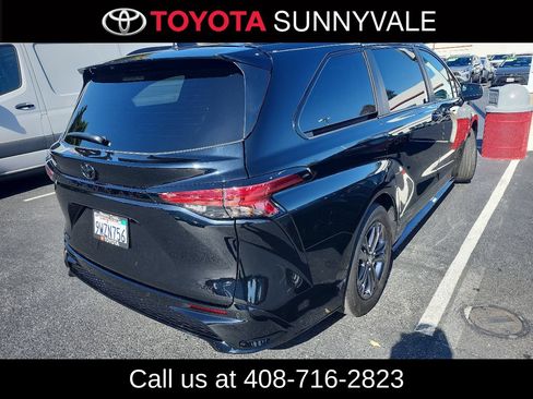 Used 2026 Toyota Sienna XSE AWD/4WD image 2