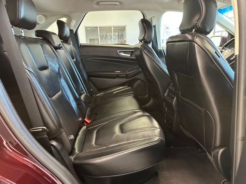 Used 2019 Ford Edge Titanium w/ Cold Weather Package image 14