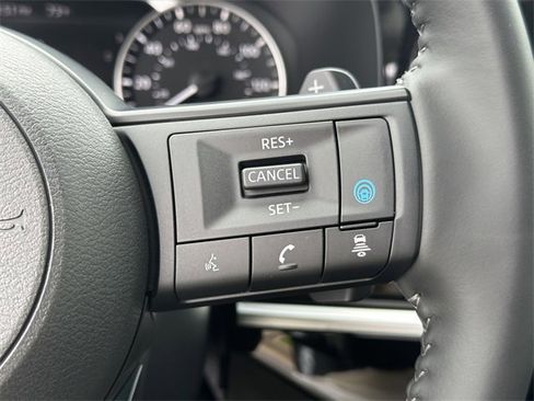 New 2025 Nissan Pathfinder SV w/ SV Premium Package image 22