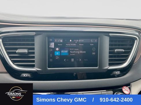 Used 2023 Chrysler Voyager LX FWD image 13