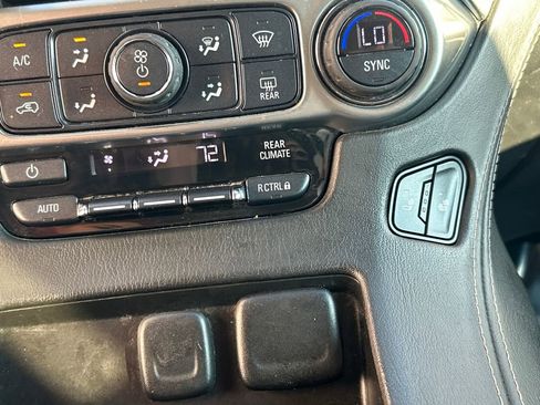 Used 2017 Chevrolet Tahoe LT image 16