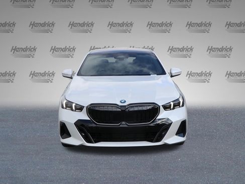 Certified 2026 BMW 550e xDrive w/ Premium Package AWD/4WD image 8