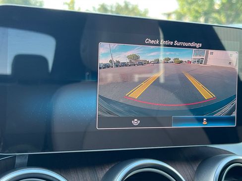 Used 2019 Mercedes-Benz C 300 Sedan image 19