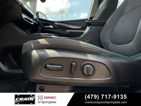 Used 2023 Chevrolet Bolt LT FWD image 11