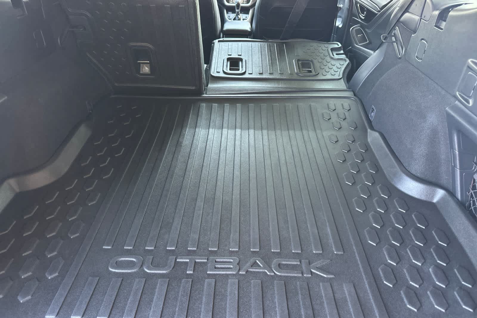 Used 2021 Subaru Outback Limited AWD/4WD image 14