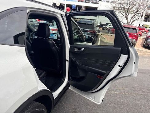 Certified 2025 Ford Escape ST-Line Select w/ Tech Pack #2 image 21