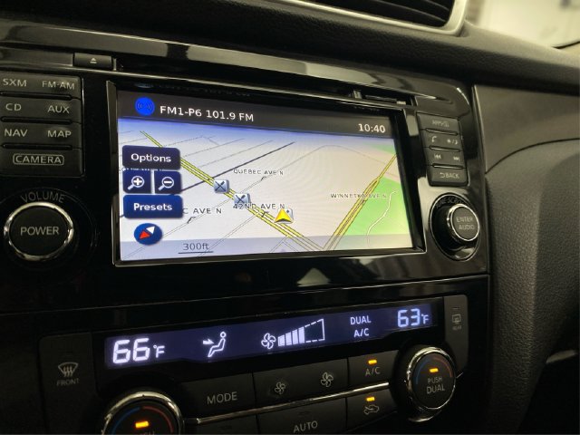 Used 2015 Nissan Rogue SV w/ SV Premium Package AWD/4WD image 29