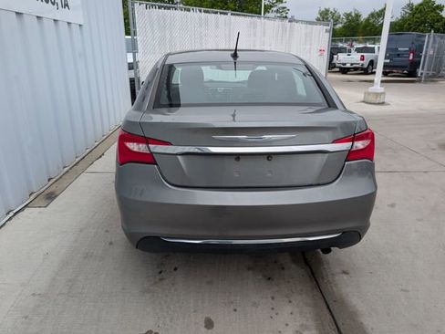 Used 2012 Chrysler 200 Limited FWD image 13