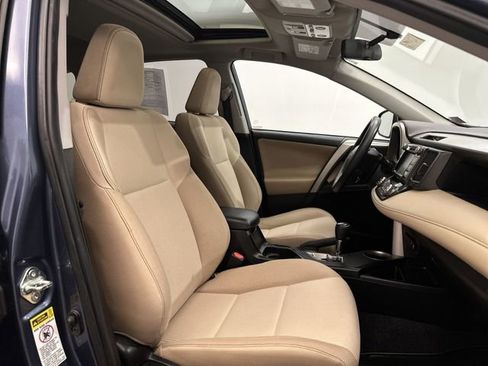 Used 2014 Toyota RAV4 XLE AWD/4WD image 29