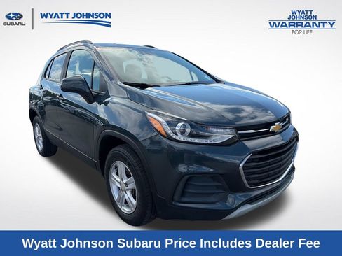 Used 2022 Chevrolet Trax LT w/ Driver Confidence Package AWD/4WD image 9