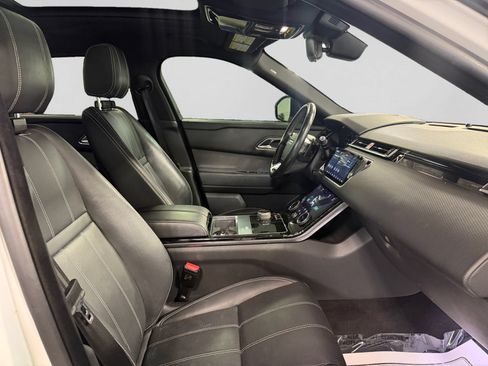 Used 2019 Land Rover Range Rover Velar S AWD/4WD image 23