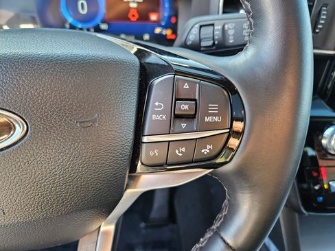 Used 2023 Ford Explorer Platinum w/ Technology Package AWD/4WD image 22