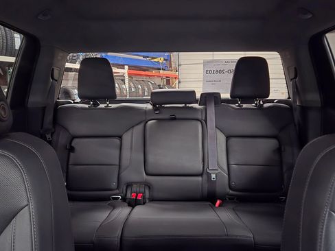 Used 2019 GMC Sierra 1500 SLT w/ X31 Off-Road Package AWD/4WD image 15