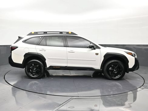 Used 2022 Subaru Outback Wilderness AWD/4WD image 6